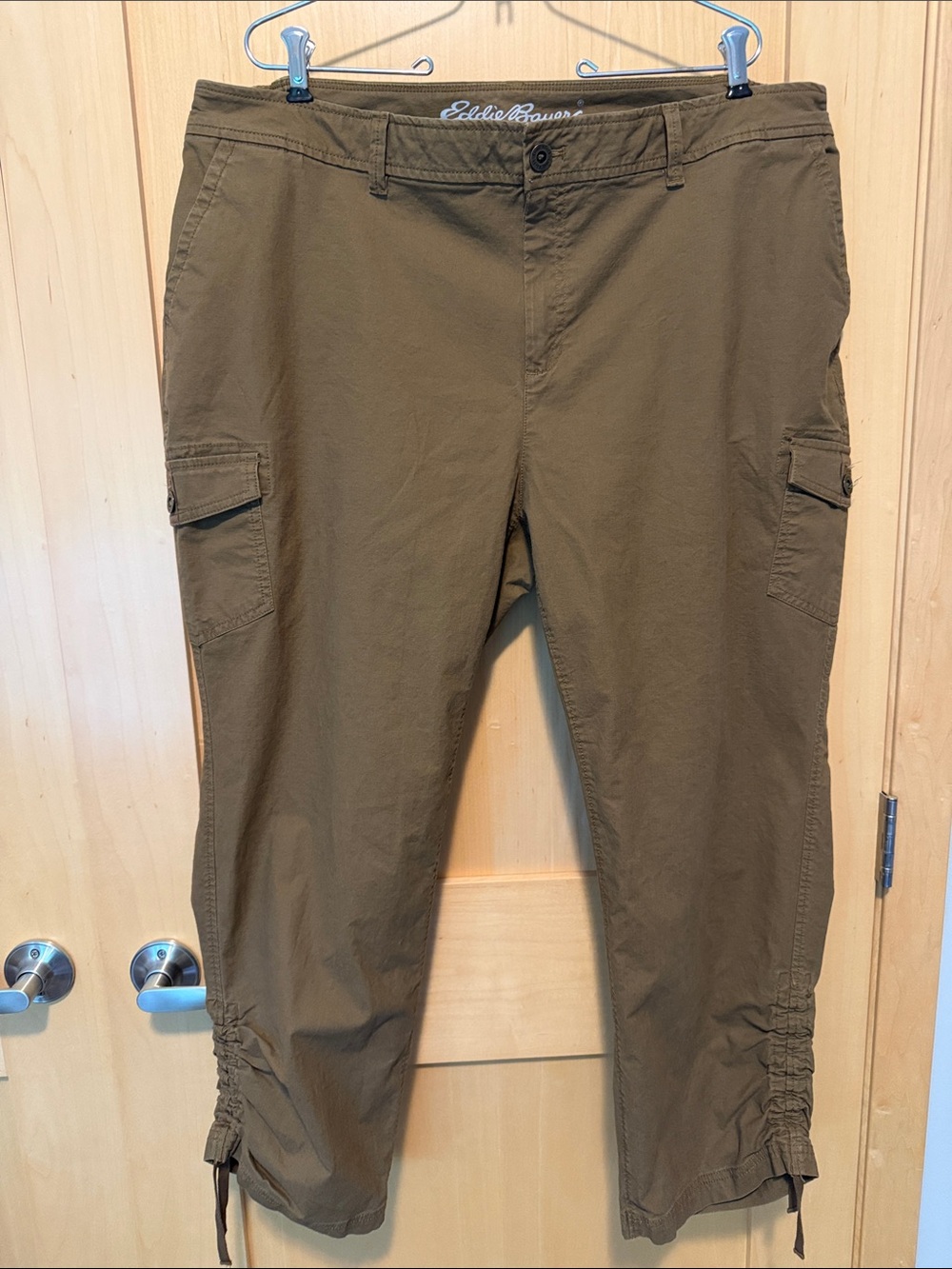 Eddie Bauer Women’s Brown Convertible Cargo Pants 22W